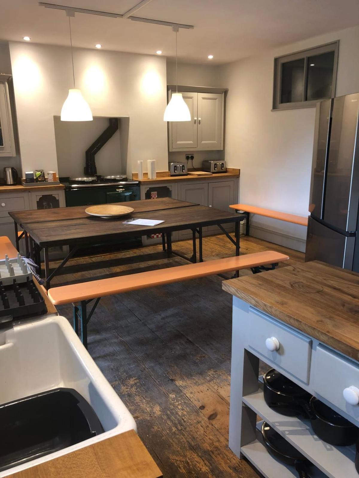 Higgihaus 7 Bed Sleeps Up To 18 Big Groups Best Location Bristol Buitenkant foto